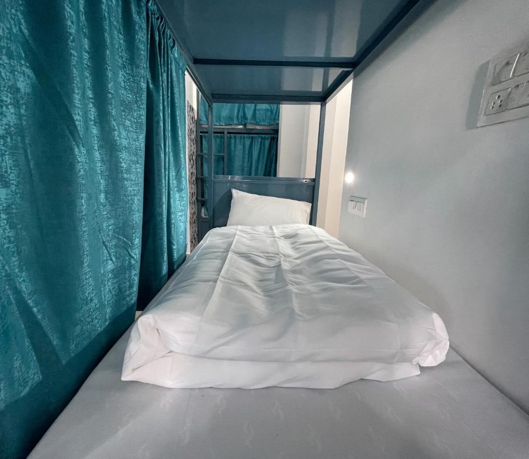 Hostel 12 Monks Rishīkesh Zewnętrze zdjęcie