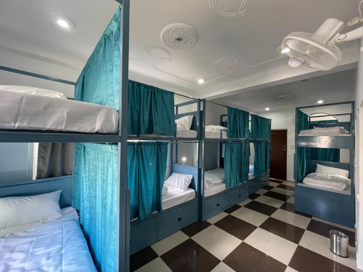 Hostel 12 Monks Rishīkesh Zewnętrze zdjęcie